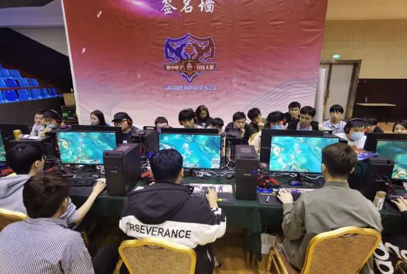 已足夠使業 已足夠使業